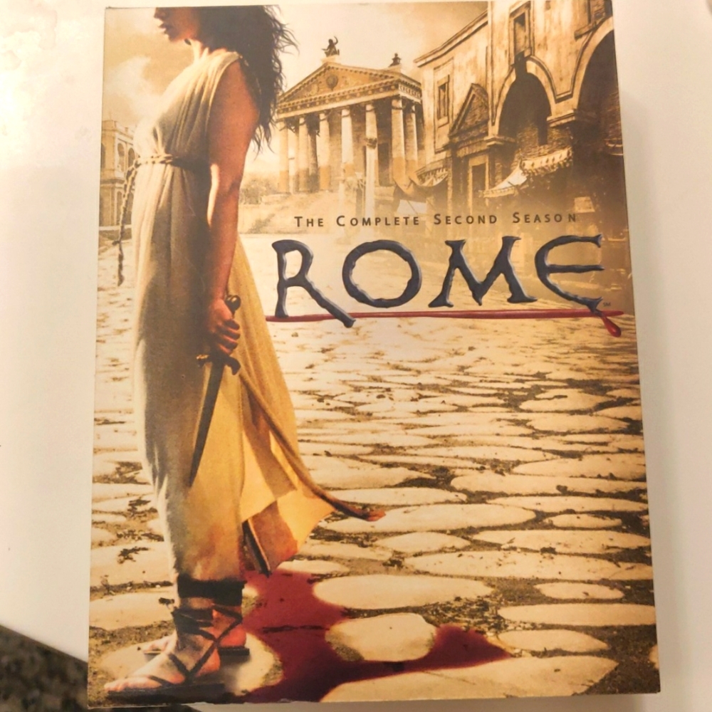 The complete second season ROME DVD Set